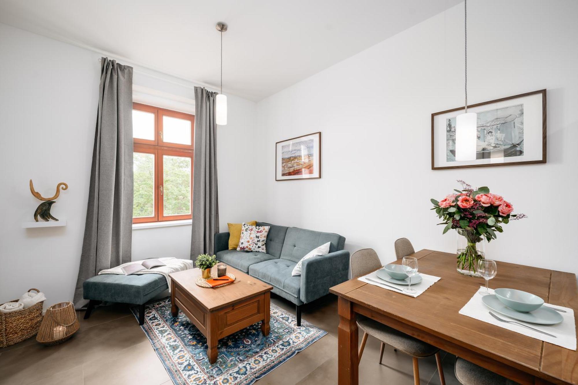 Days - Modern 1bdr - Hip Area Apartment Prague